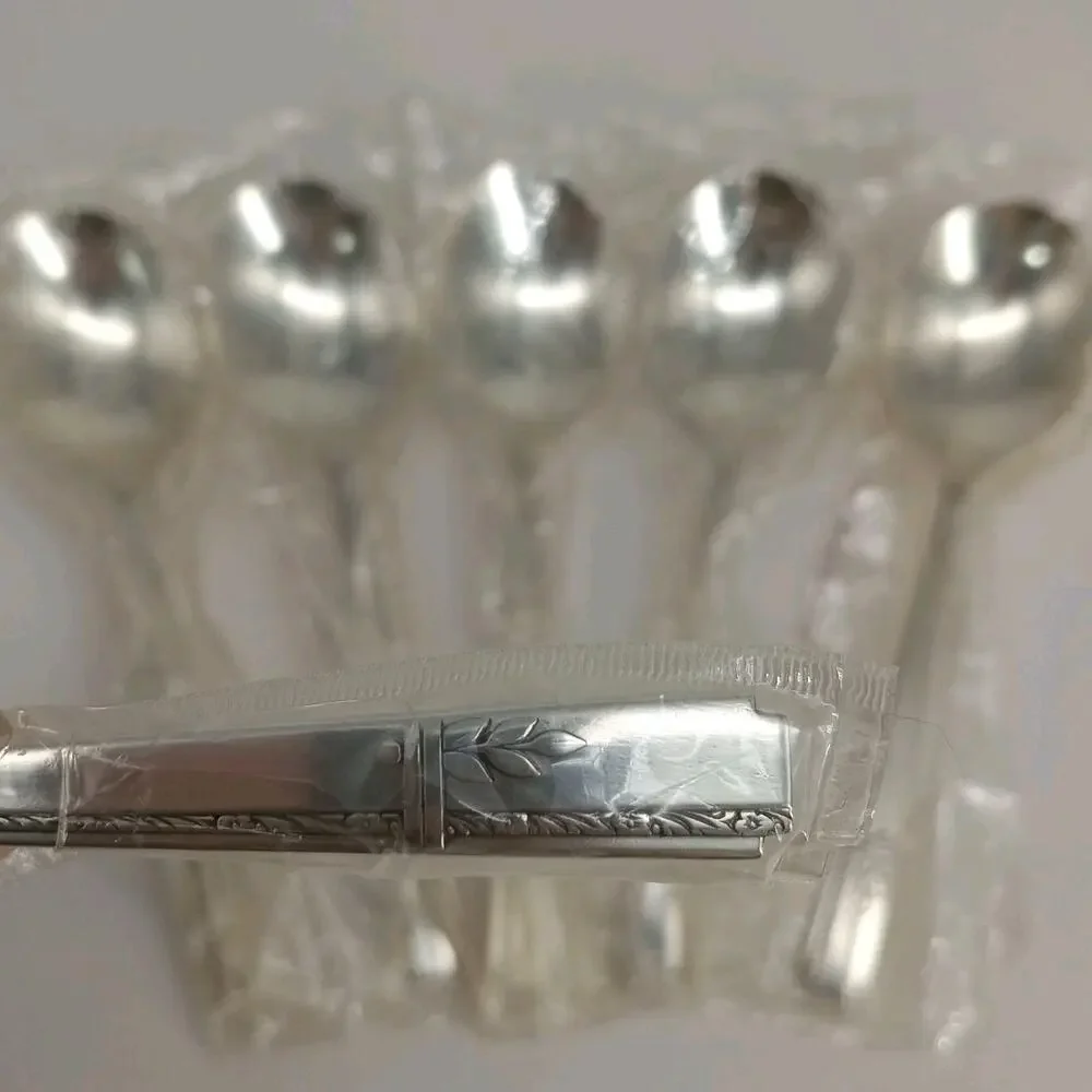6X SS Oneida Prestige GRENOBLE Silverplate Soup Spoons NEW